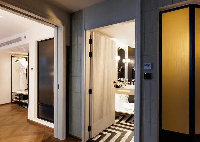 Hotel Public House Hotel Bangkok, A Member Of Design Hotels