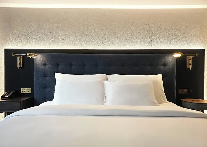 Public House Hotel Bangkok, A Member Of Design Hotels Hotel Banguecoque